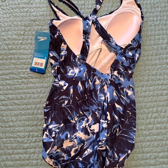 Womens Speedo One Piece NWT Large - Picture 2 of 3